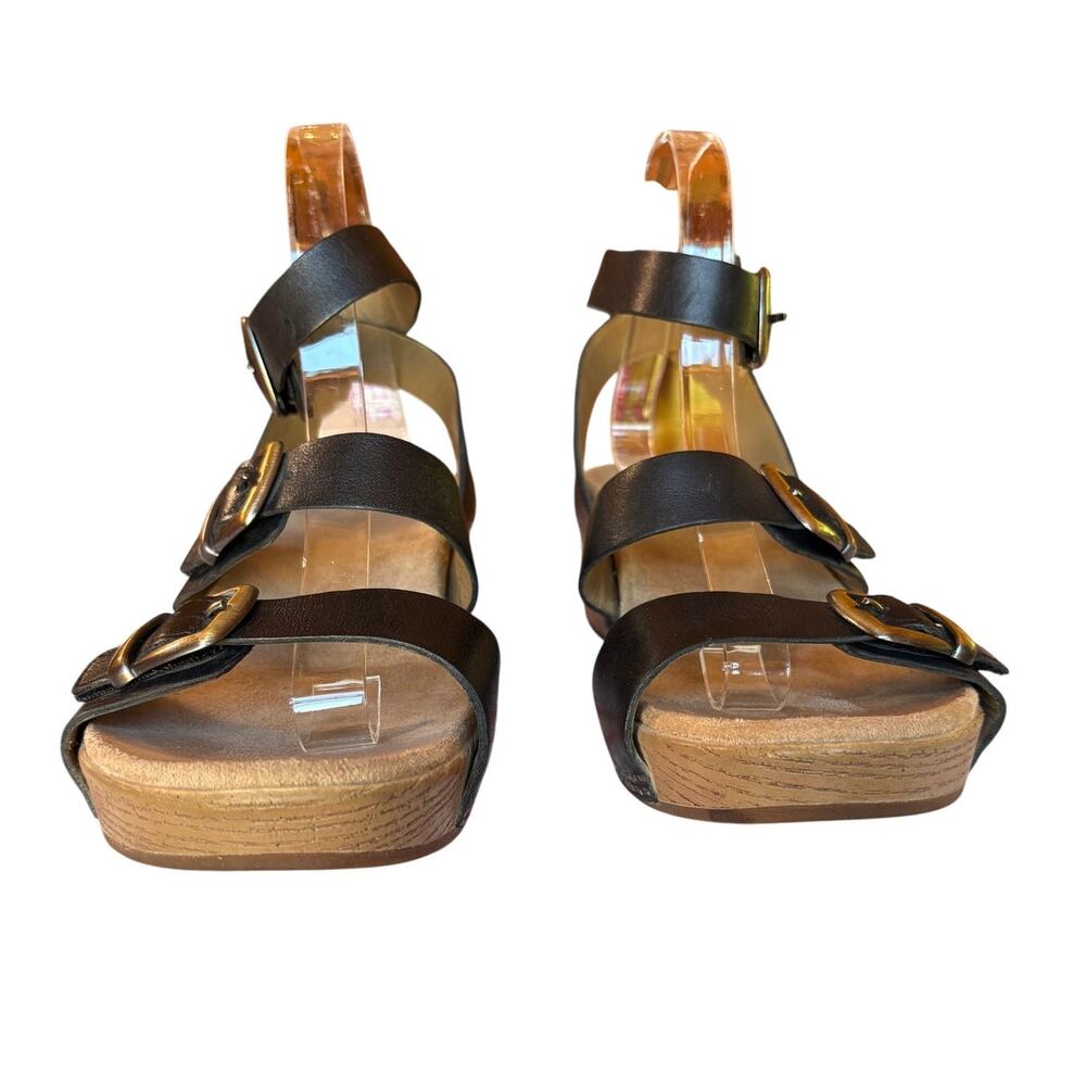 Dansko "Lou" Black Leather Strappy Wedge Sandals w Brass Tone Hardware US 7.5-8 - Picture 3 of 16
